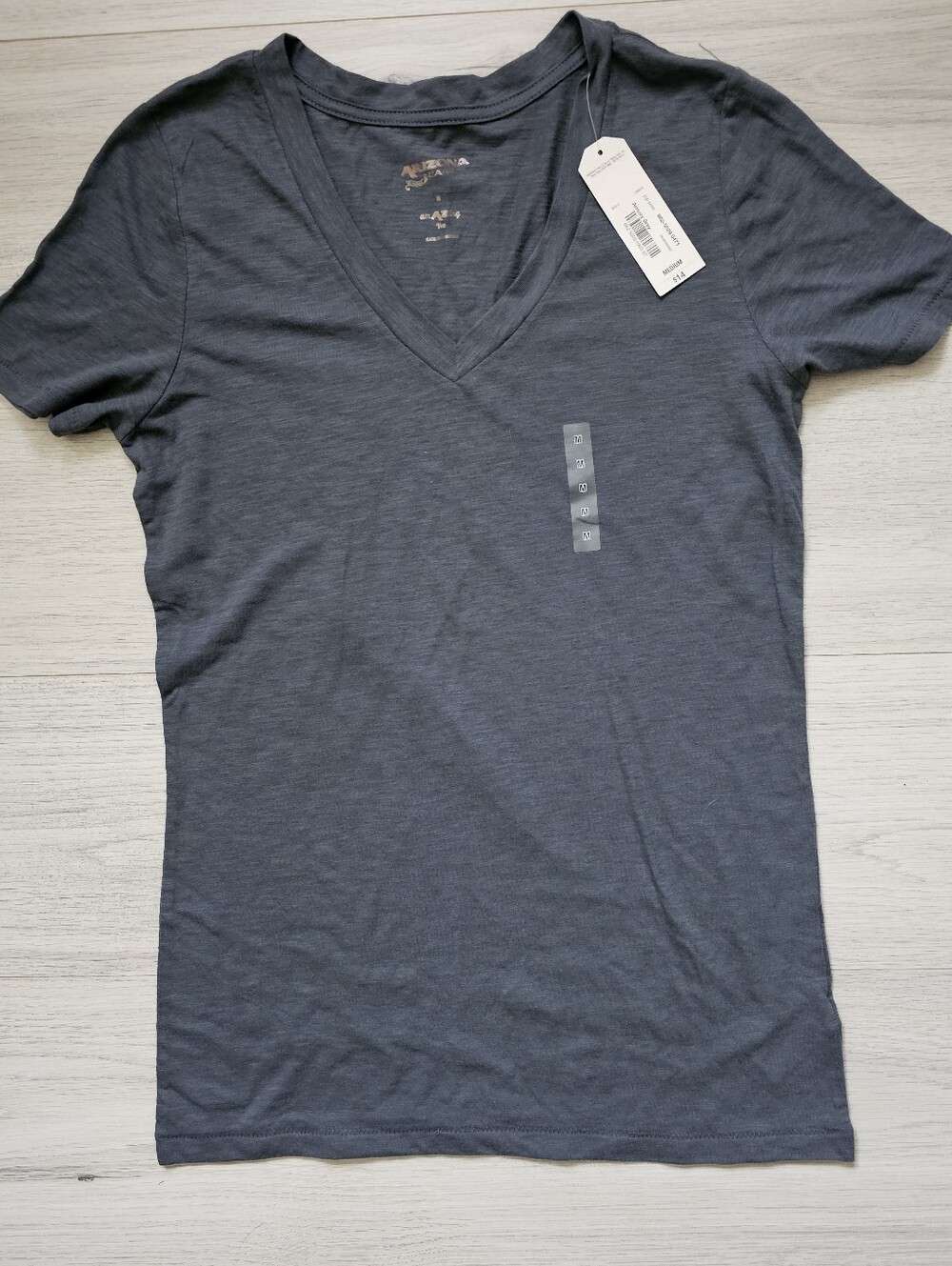 Arizona Jean Co. amAZing Vee Tee – Armory Grey – Size M – NWT